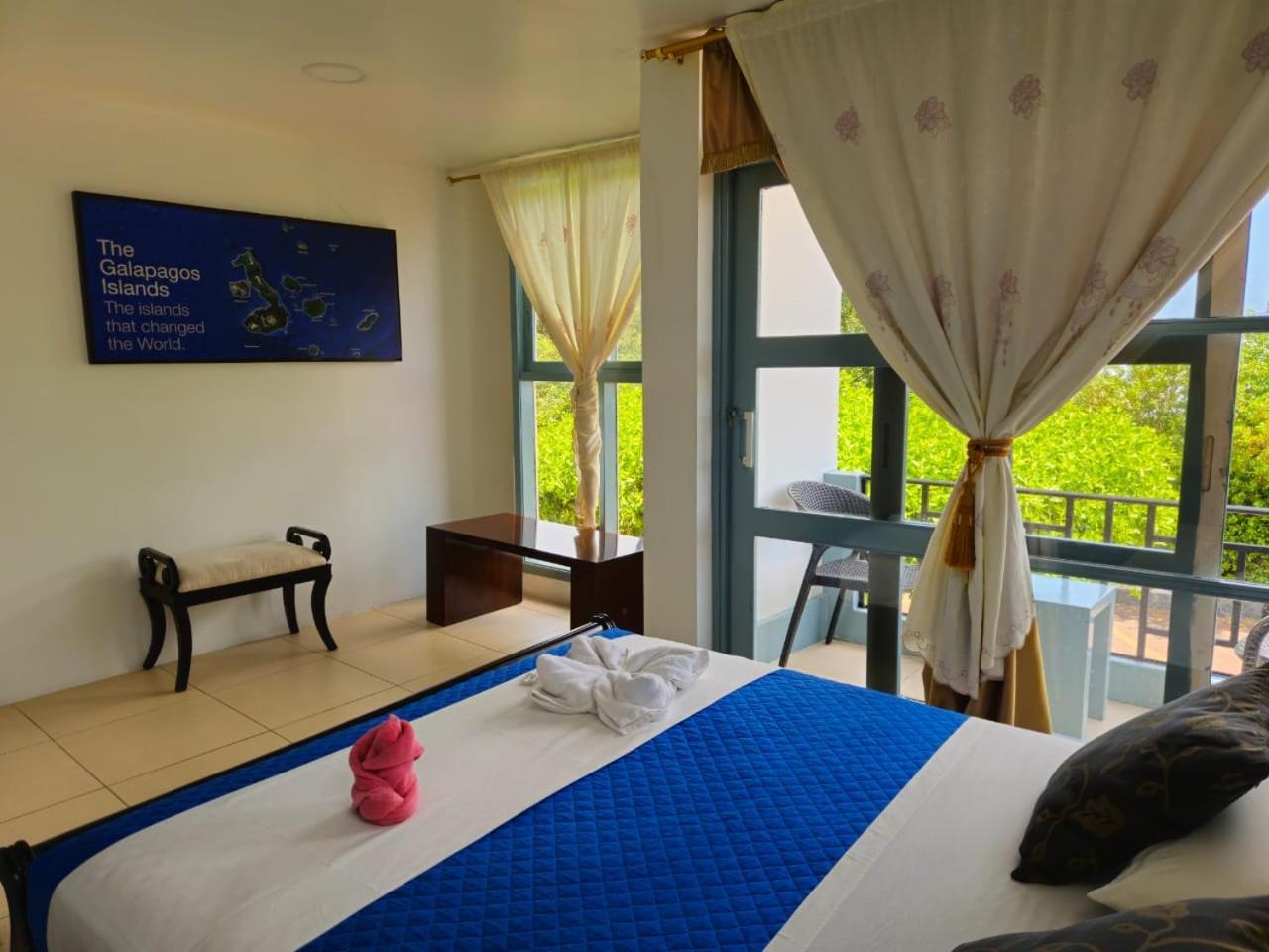 Flightless Cormorant Otel Puerto Ayora  Dış mekan fotoğraf