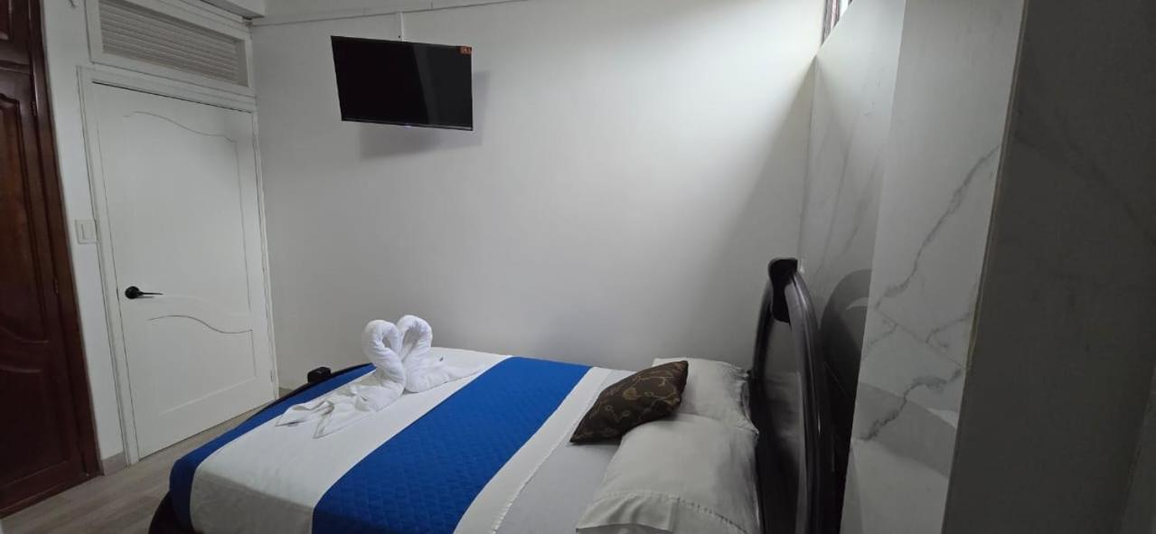 Flightless Cormorant Otel Puerto Ayora  Dış mekan fotoğraf